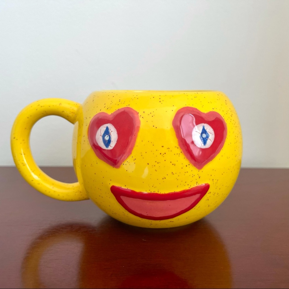 Love Emoji Cup 😍